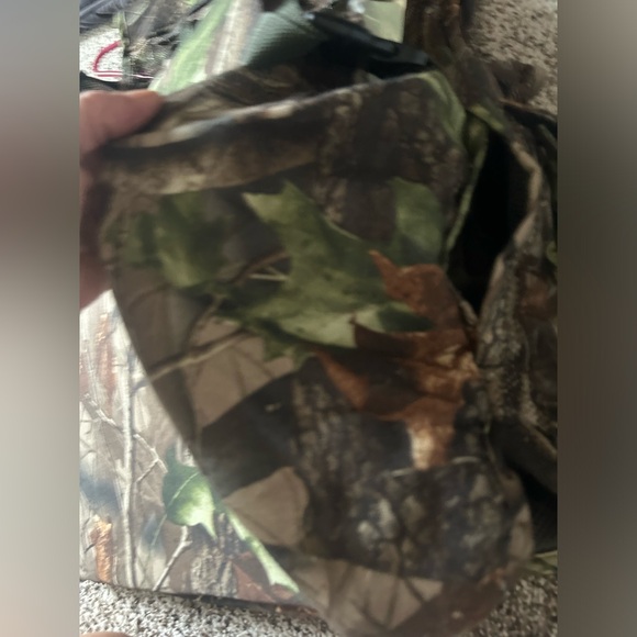 Fieldline Hunting Vest with padded seat - Picture 11 of 11